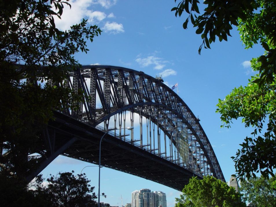 Public domain via https://www.burningwell.org/gallery2/v/Objects/dsc09114.jpg.html Sydney Harbor Bridge